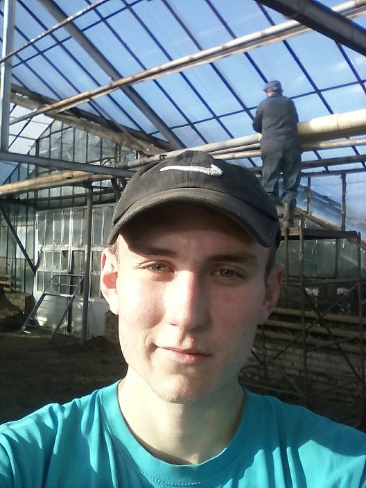 Витяня на работе!