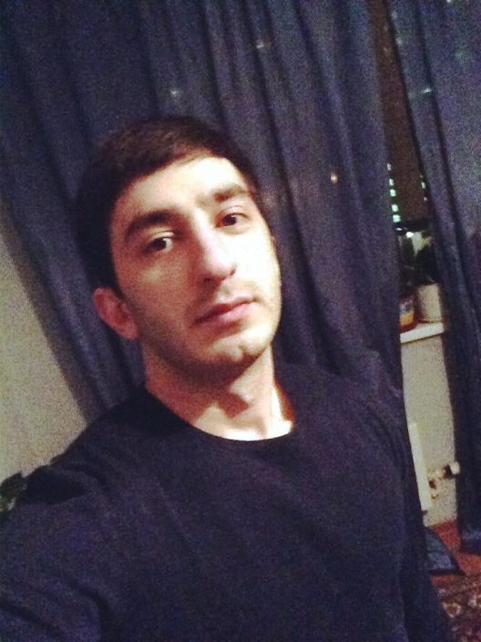 дома.