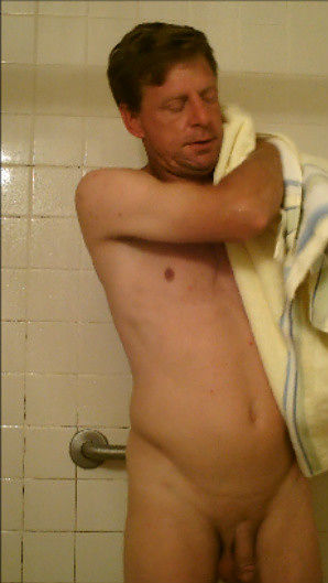 David Steckel naked in shower