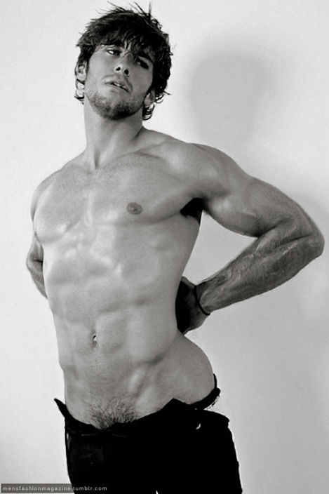 MALE M