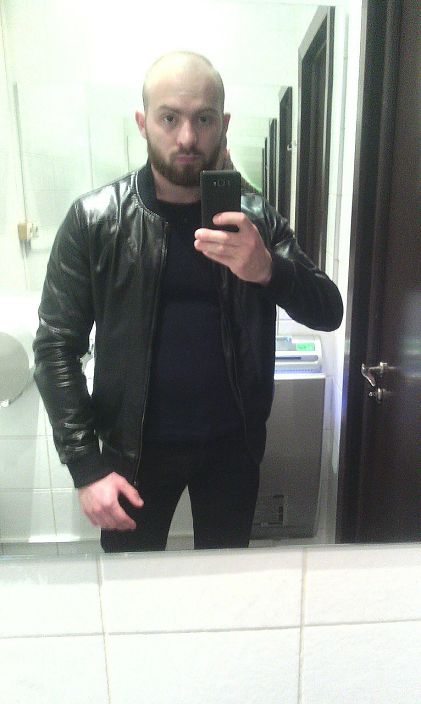 Самец ищет самку регулярную