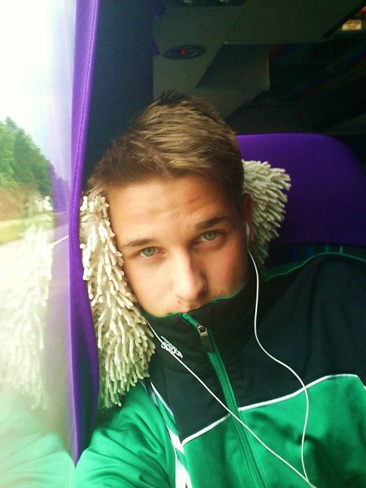 ..........