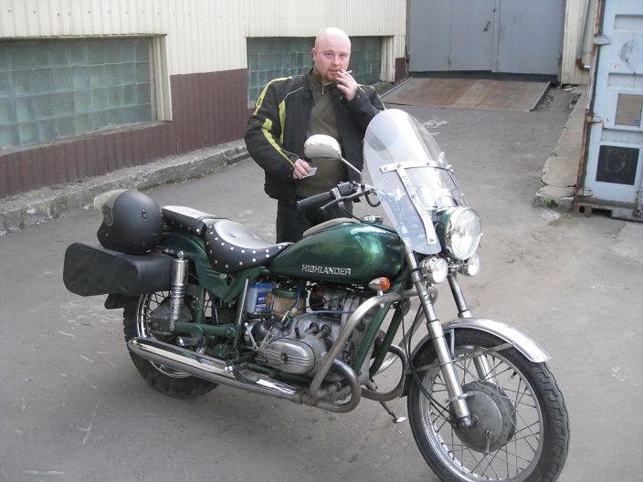 пилот наземной авиации...