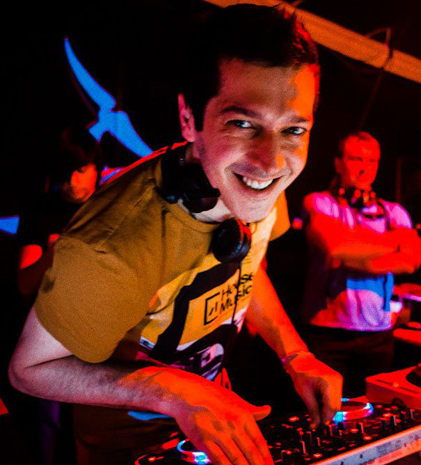 DjDave R