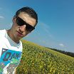 красавчик)