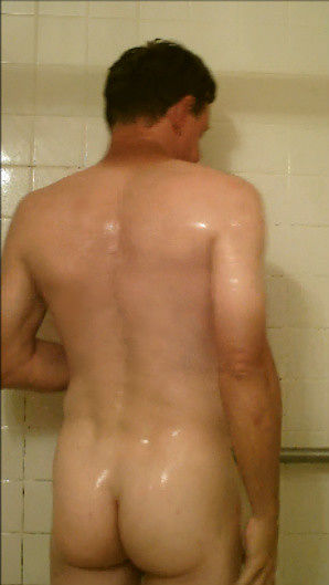 David Steckel naked in shower