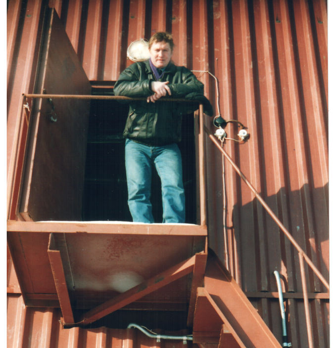 опять рботае