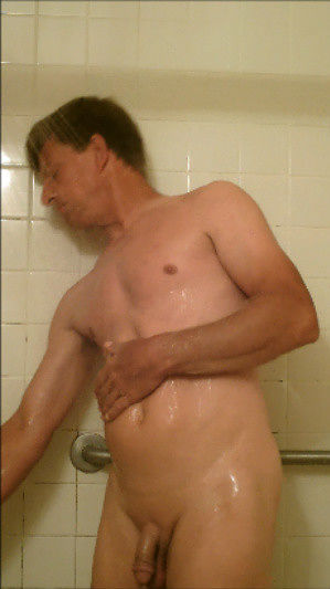 David Steckel naked in shower