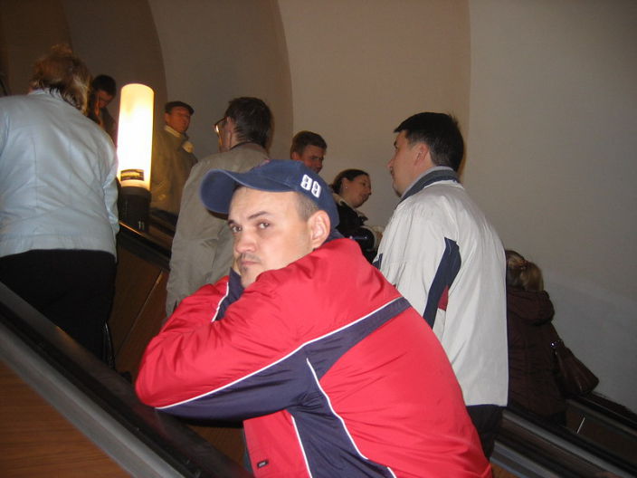 Раб-унитаз!