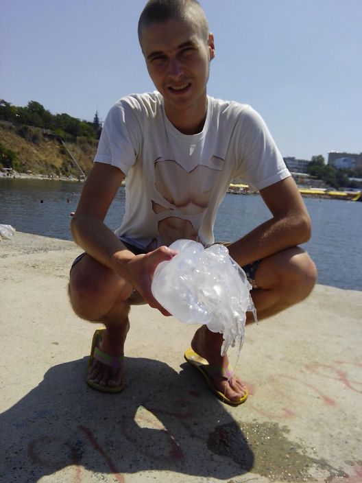 Море