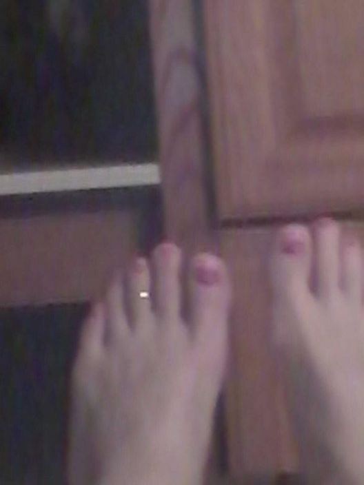 toes