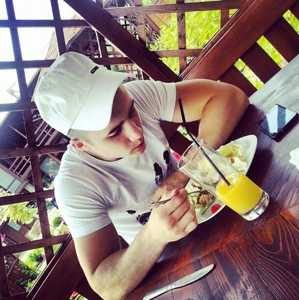 _________________________________