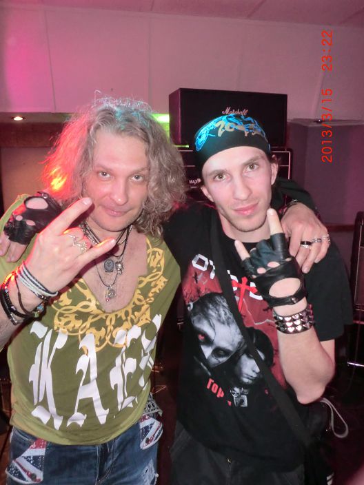 девушки пишите