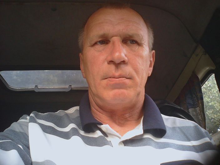 я на работе.