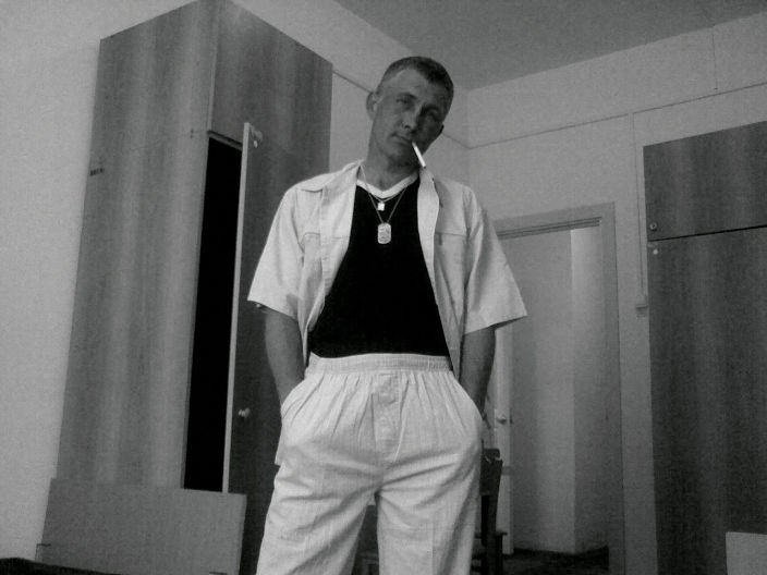 НЕГАтивный