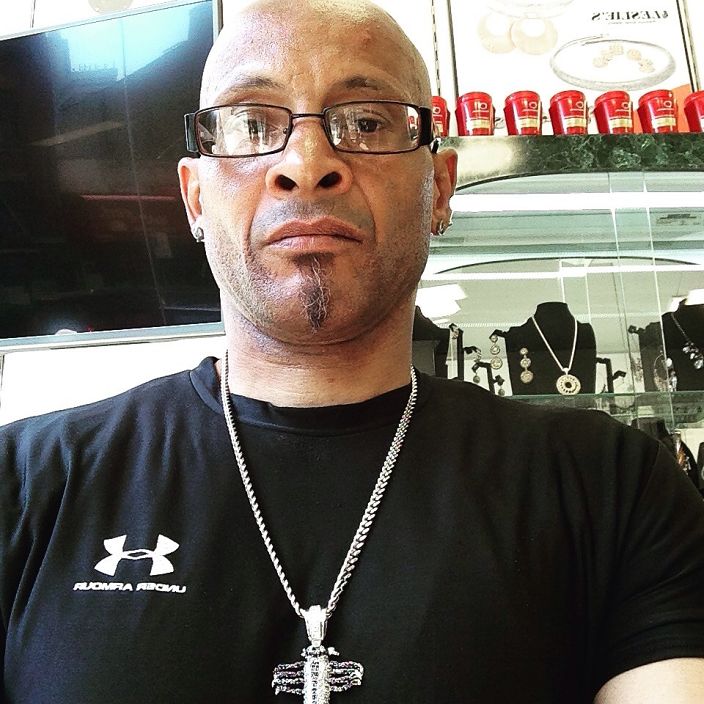 Hello ladys,im alberti22 3472601090