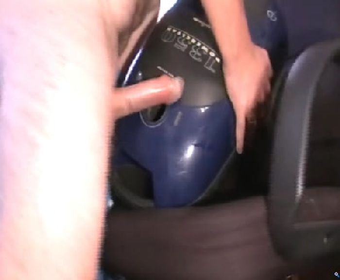 ТРАХНУЛ ПЫЛЕСОС