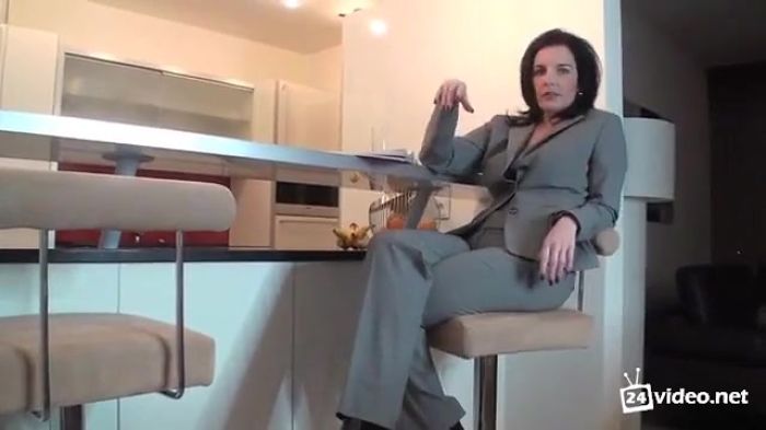 королева орального секса неоспоримо!