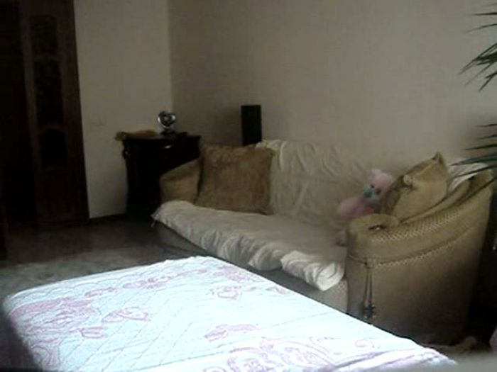 Алина ч.2 ласкает себя