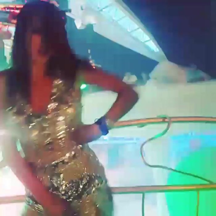 Танцы до упаду)))