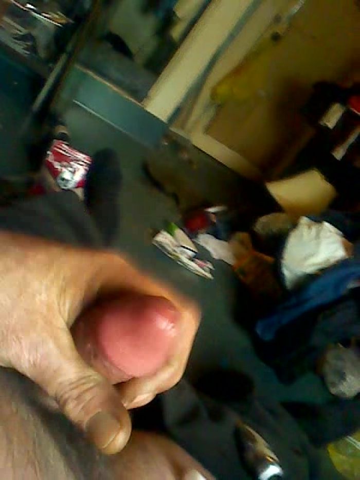 I love to be watched I would love for everyone to watch